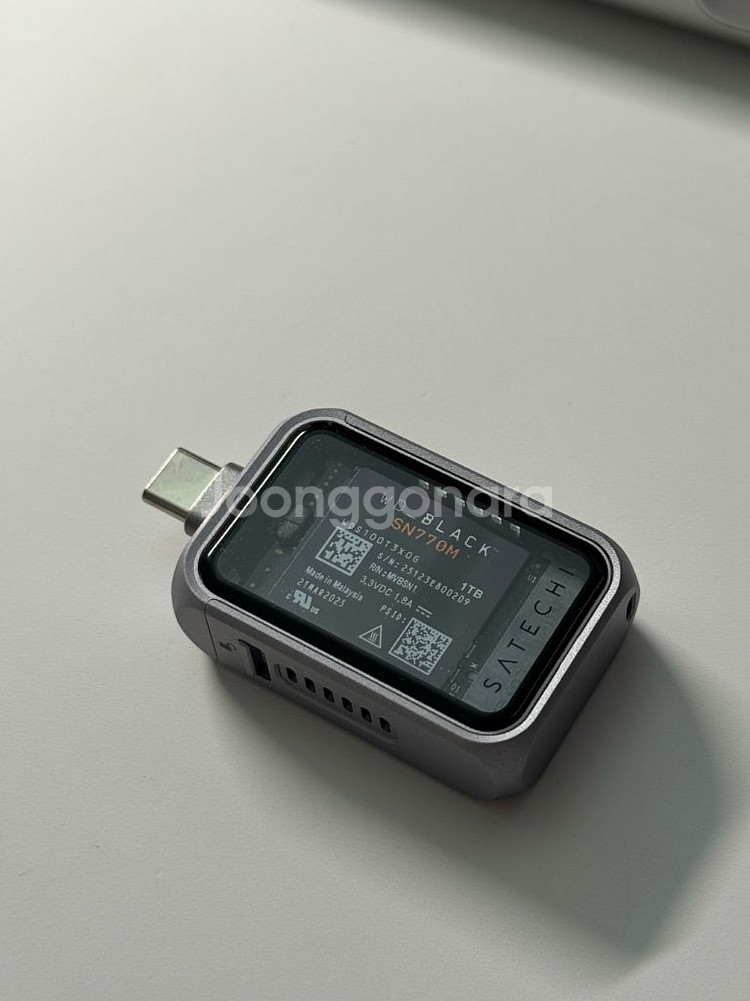사테치 인클로저 + 웨스턴 디지털 ssd 1tb--0