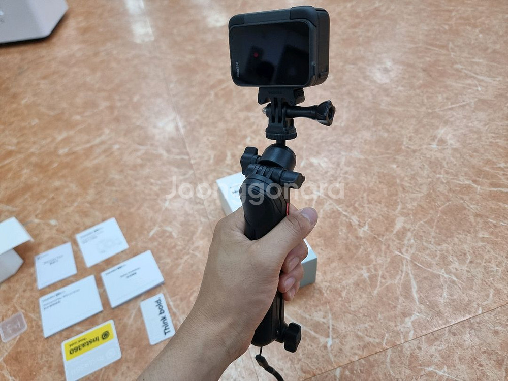 인스타360 에이스프로--4