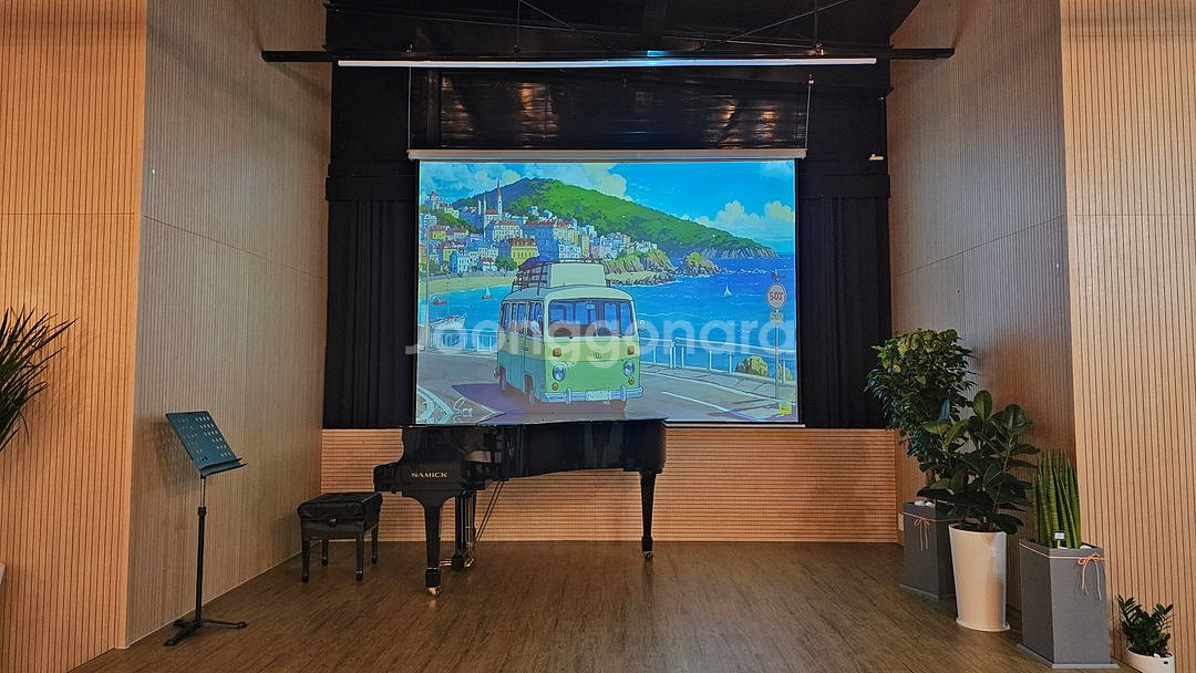 레이저 빔프로젝터 5500안시 뉴딘 NCP-H55--3