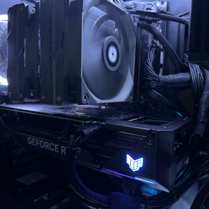 5700x3d 4070super b550 32gb 1t