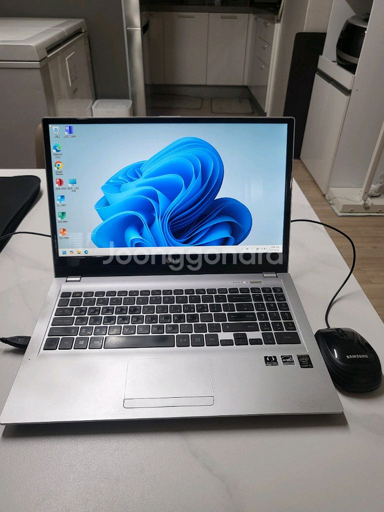 LG 15U53 15인치 게이밍 그래픽작업용 포토샵 일--0