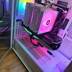조텍 4070ti 트리니티+추가금 으로 상위카드구합니다