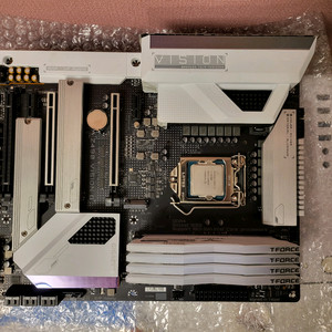 i7-10700k Z490 VISION DDR4 32G