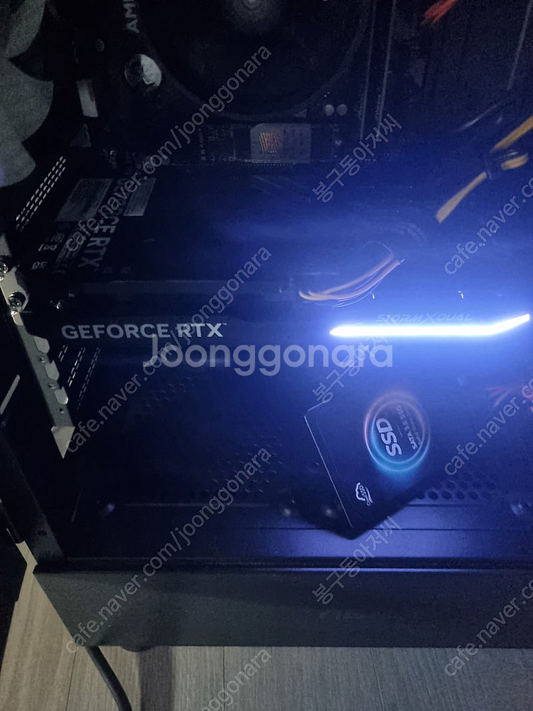 Rtx 4060 8gb 2주사용한거 팝니다--1