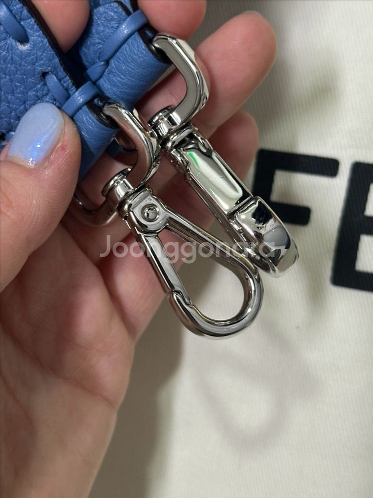 펜디 셀러리아 바게트백 미디움--8