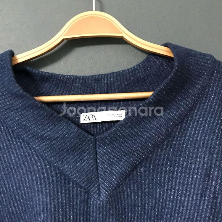 [S] 자라 여성 네이비 브이넥 니트--1