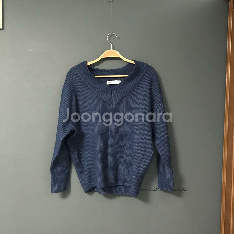 [S] 자라 여성 네이비 브이넥 니트--0