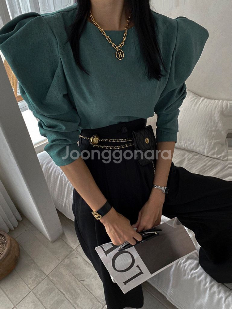 간절기 무지 긴팔 퍼프 블라우스ㅡ무배--1