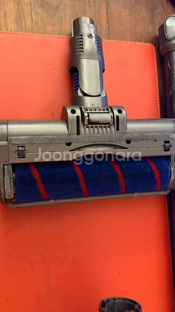 dyson DC62 V6 다이슨 무선청소기 8만원--2