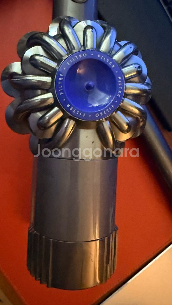 dyson DC62 V6 다이슨 무선청소기 8만원--6
