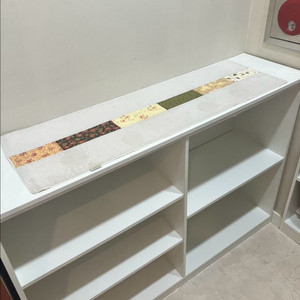 선반형 수납장