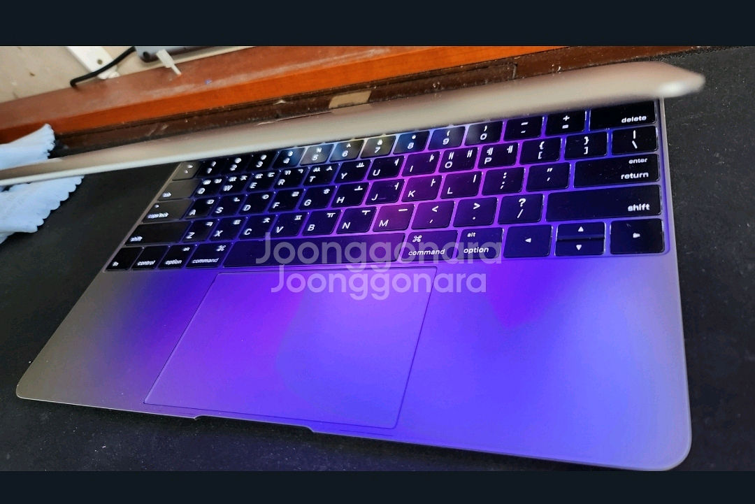 뉴맥북에어 12인치 고급형 CPU M3메모리8--4
