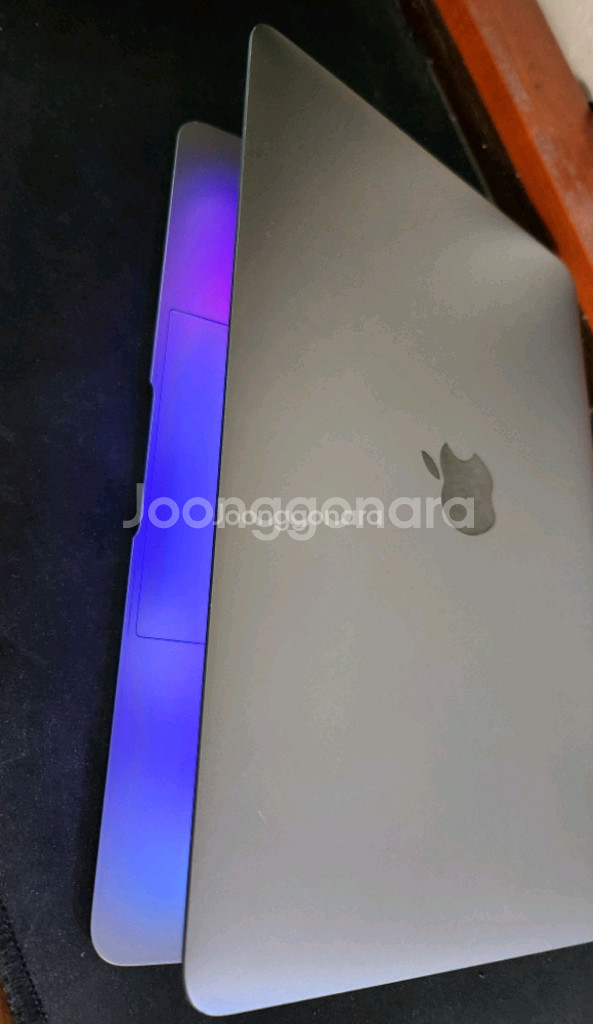 뉴맥북에어 12인치 고급형 CPU M3메모리8--0