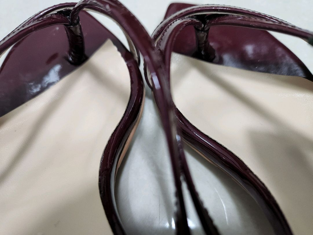 R2W 스트랩 샌들 이미지