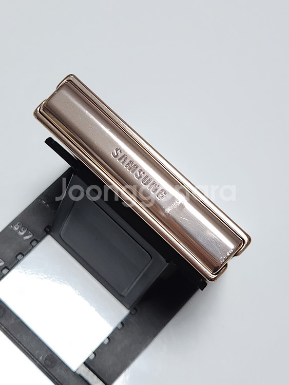 자급제) 갤럭시Z플립4 256G 무잔상 53077--3