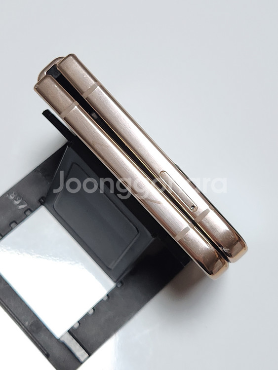 자급제) 갤럭시Z플립4 256G 무잔상 53077--6