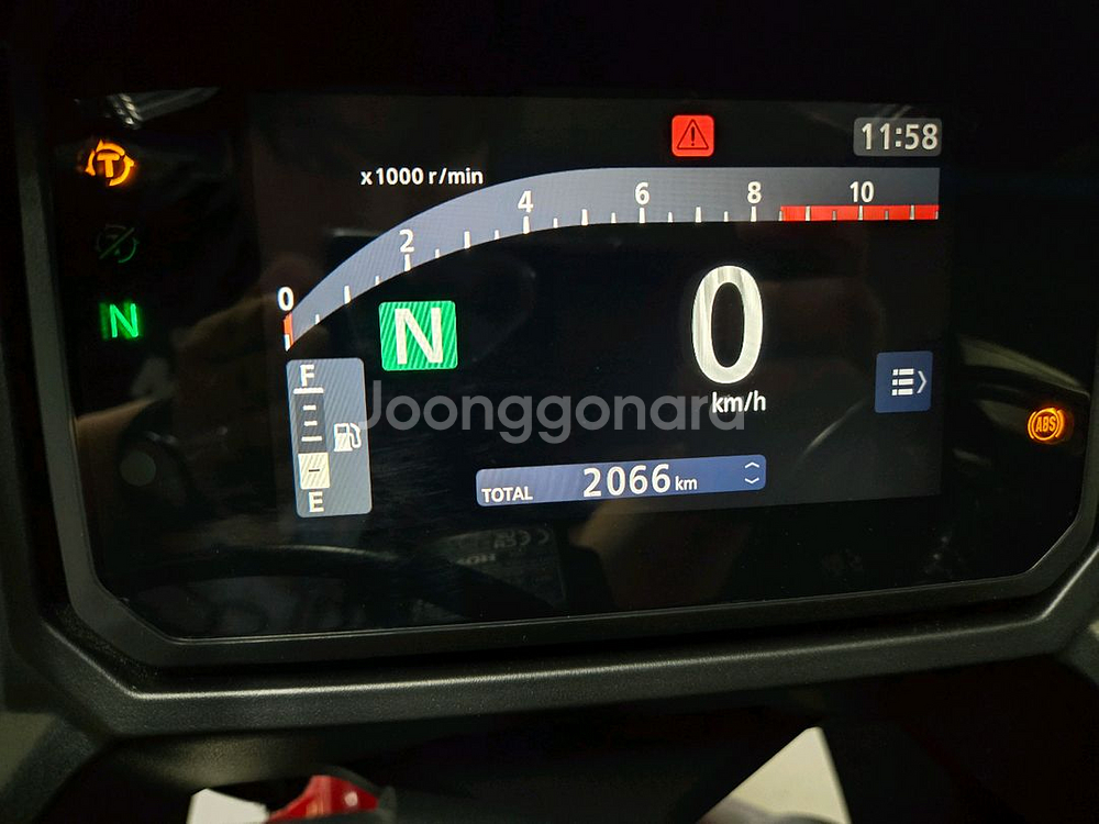 부산) 24년식 CBR500R 신차급 급매--5