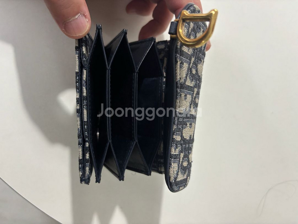 디올 아코디언 새들지갑 풀박스 판매--1