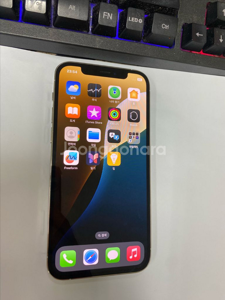 아이폰12프로 화이트 SSS급 512GB 배터리100%--2