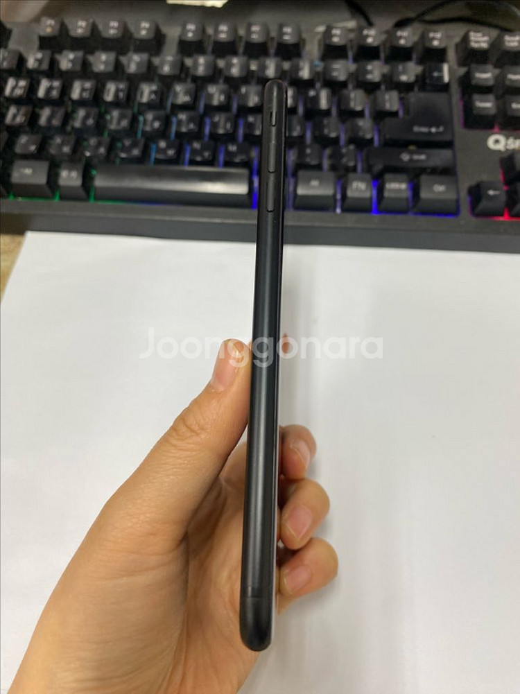 아이폰7플러스 매트블랙 A급 128GB 무잔상--4
