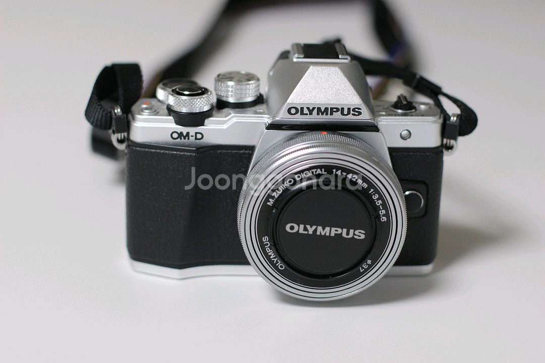올림푸스 omd e-m10 mark2--0