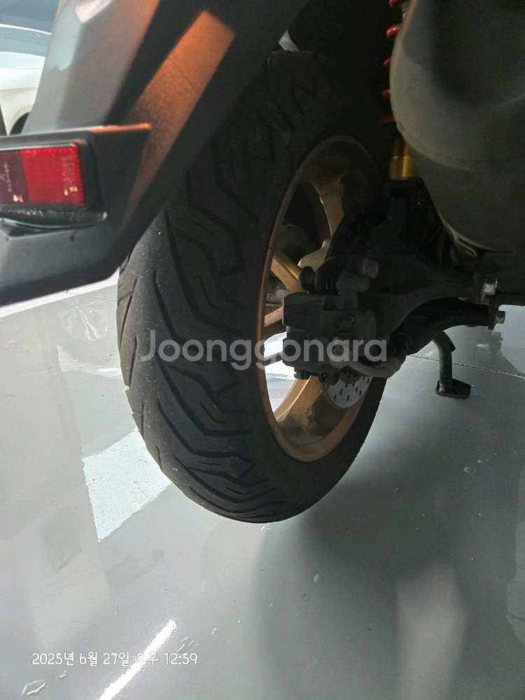 nmax125 24년식--5