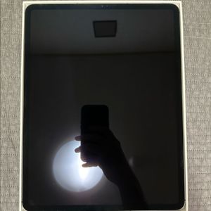 아이패드프로 12.9 5세대 256 셀룰러 풀박