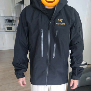아크테릭스 알파 SV 24K 골드 자켓