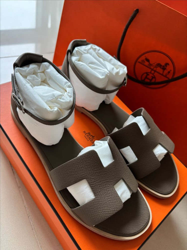 (새상품)에르메스 산토리니샌들 에토프색상 39(255)--2