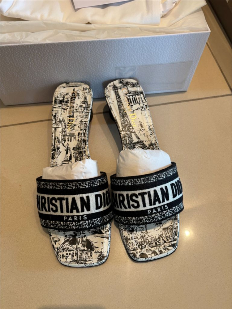 디올 뮬 슬리퍼 38.5(255)--1
