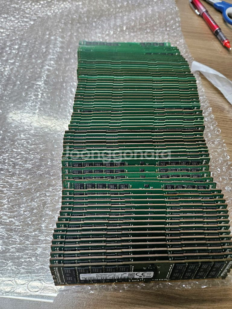 삼성 서버램 ddr4 32g 다수 판매. 개당 3만원--0