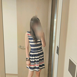 민소매 스트라이프 원피스