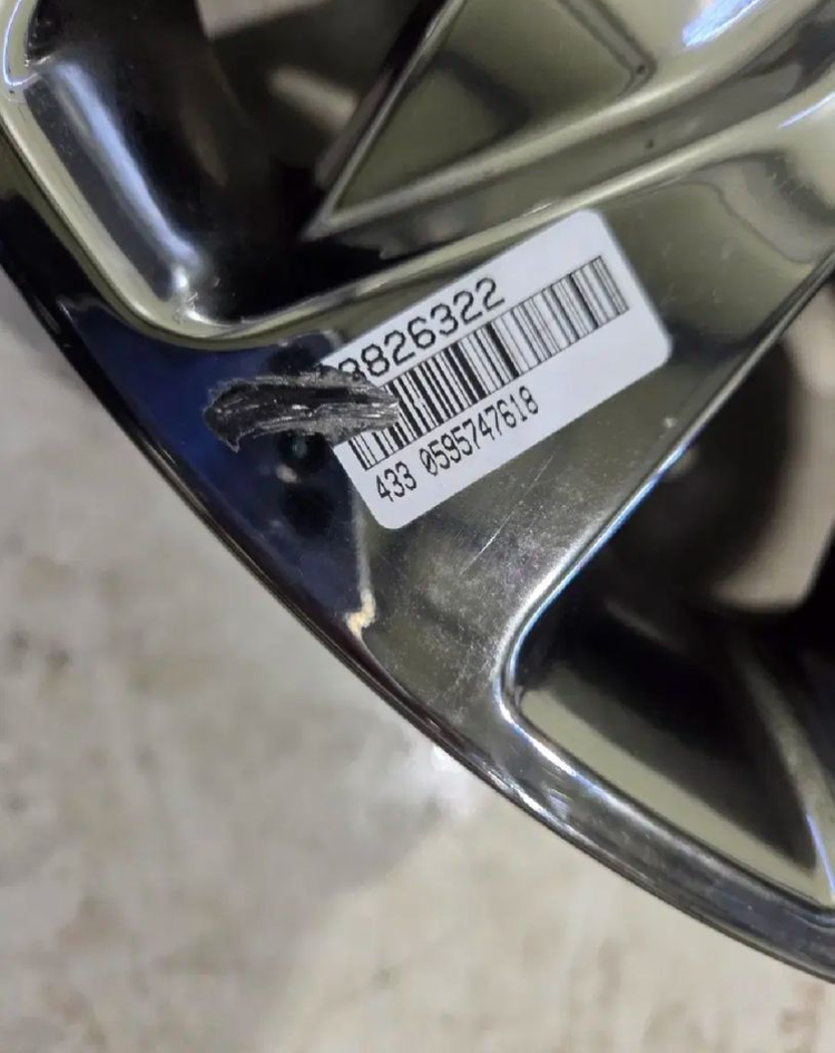 쌍용PCD G4렉스턴아레나 20인치 크롬휠판매--3