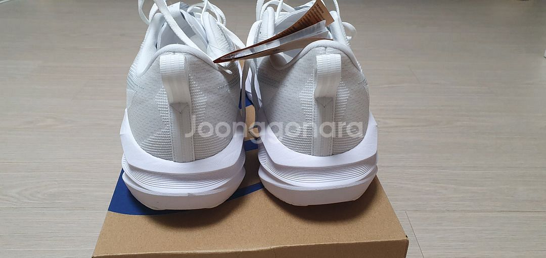 아식스 노바블라스트5 285--1