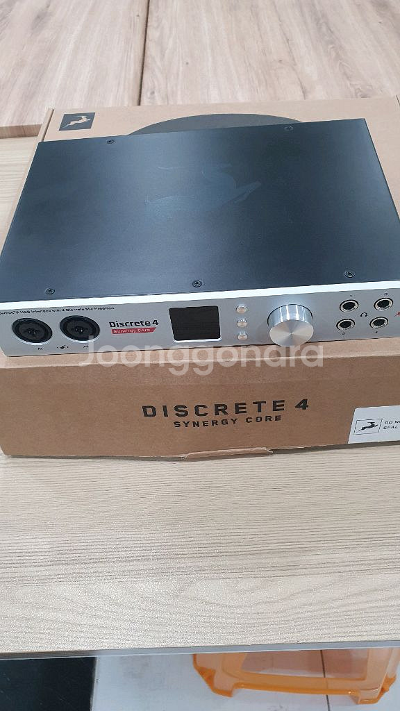 오디오인터페이스디스크리트4시너지코어--0
