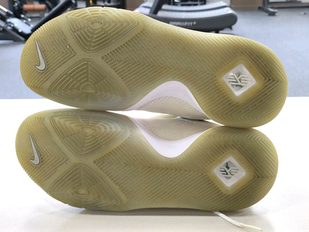 카이리 3 265mm 크롬화이트 농구화--2