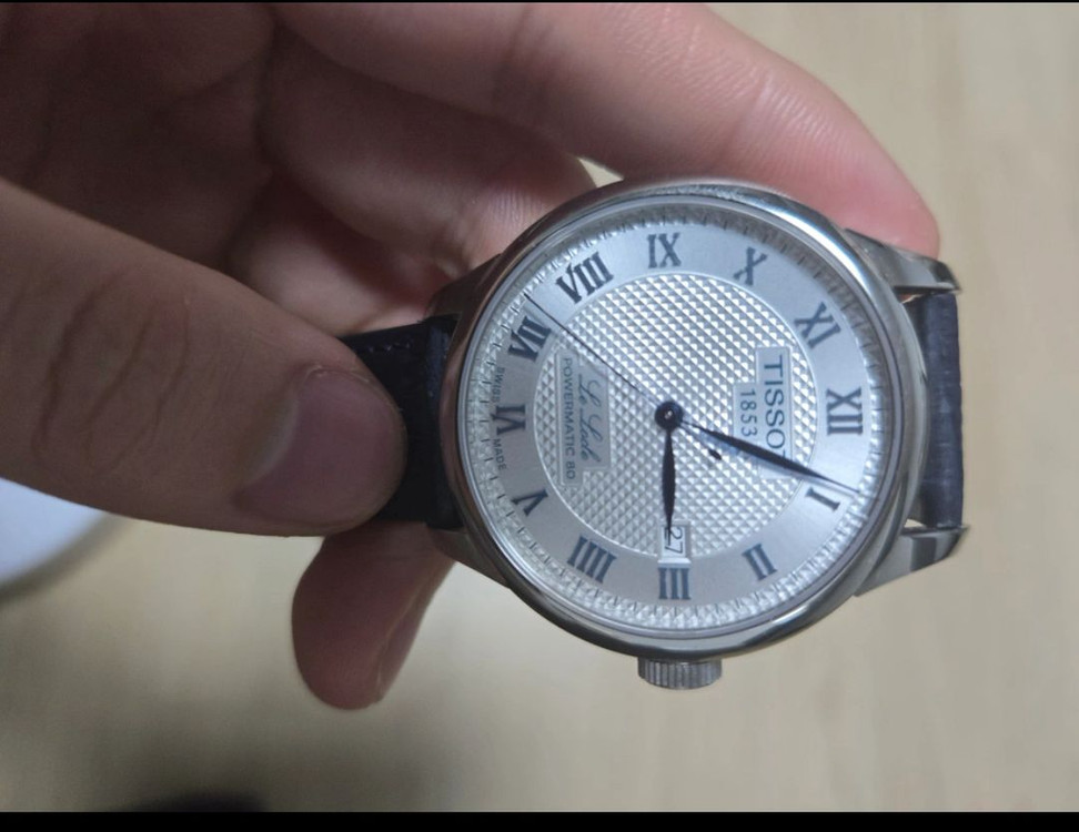 티쏘 르 로클 오토매틱 시계 이미지