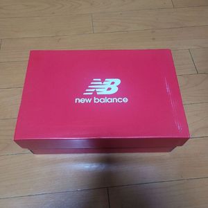 뉴발란스 레벨v4 280 2E