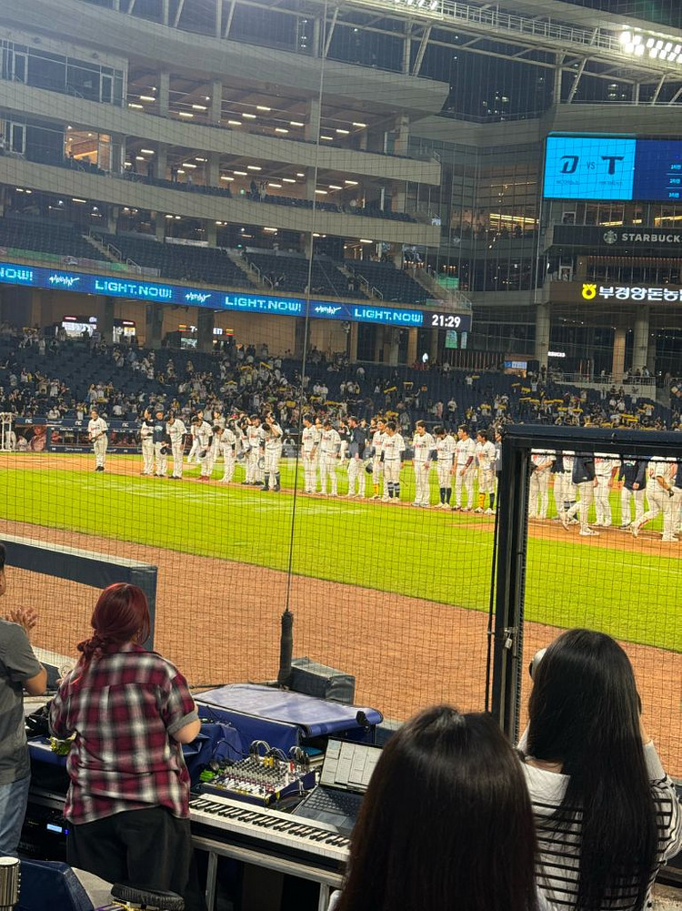 NC vs 두산 6/27 시즌권1자리 원가이하--0