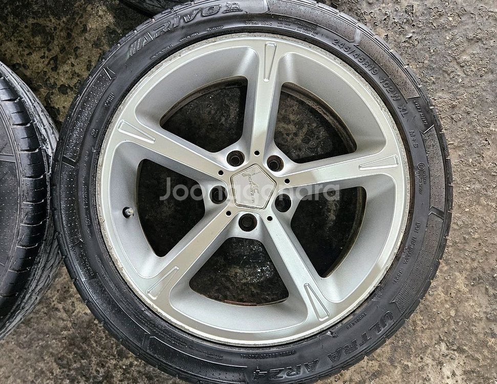 AC슈니처 19인치정품 휠타이어 PCD120 bmw--4