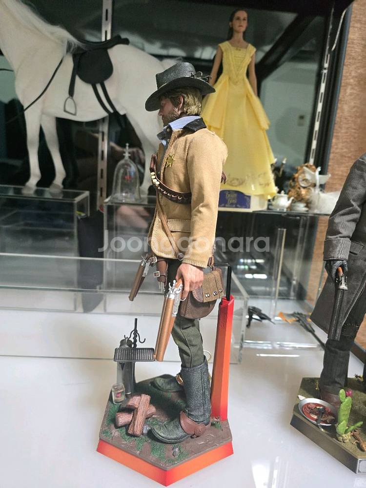 림토이 레드데드리뎀션2 아서모건 판매합니다--1