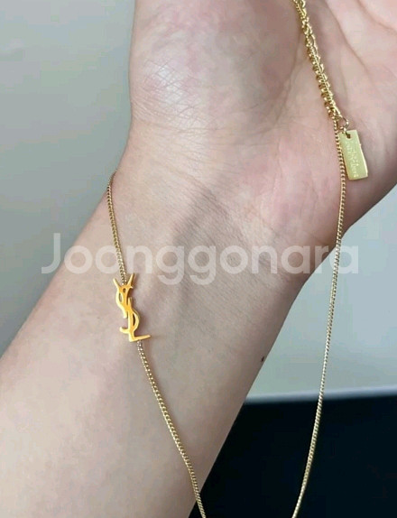 입생로랑 목걸이--1
