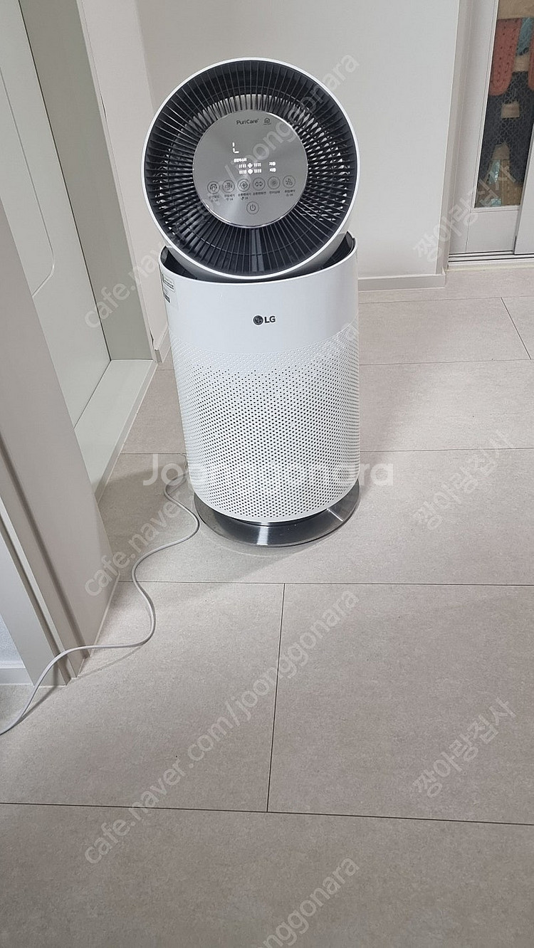 LG퓨리케어 360. 공기청정기 A급 판매합니다--0