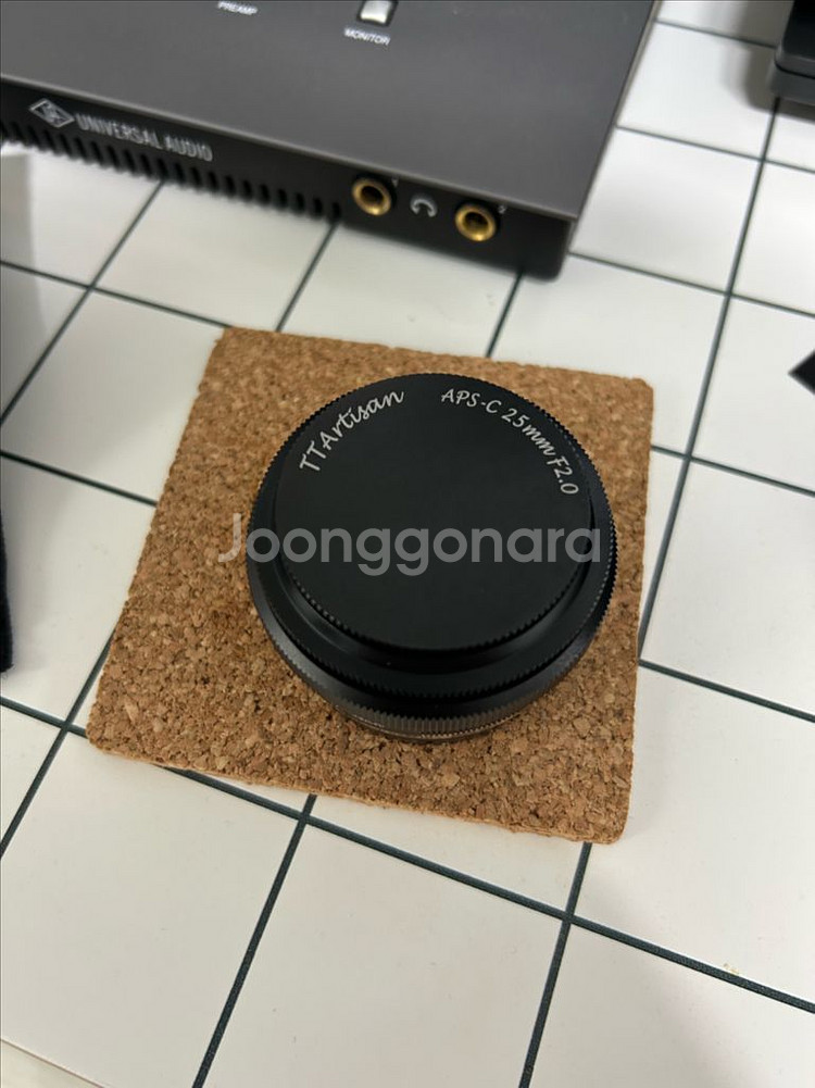 후지필름 X-M5 실버 바디킷, 티티아티산 25mm--5