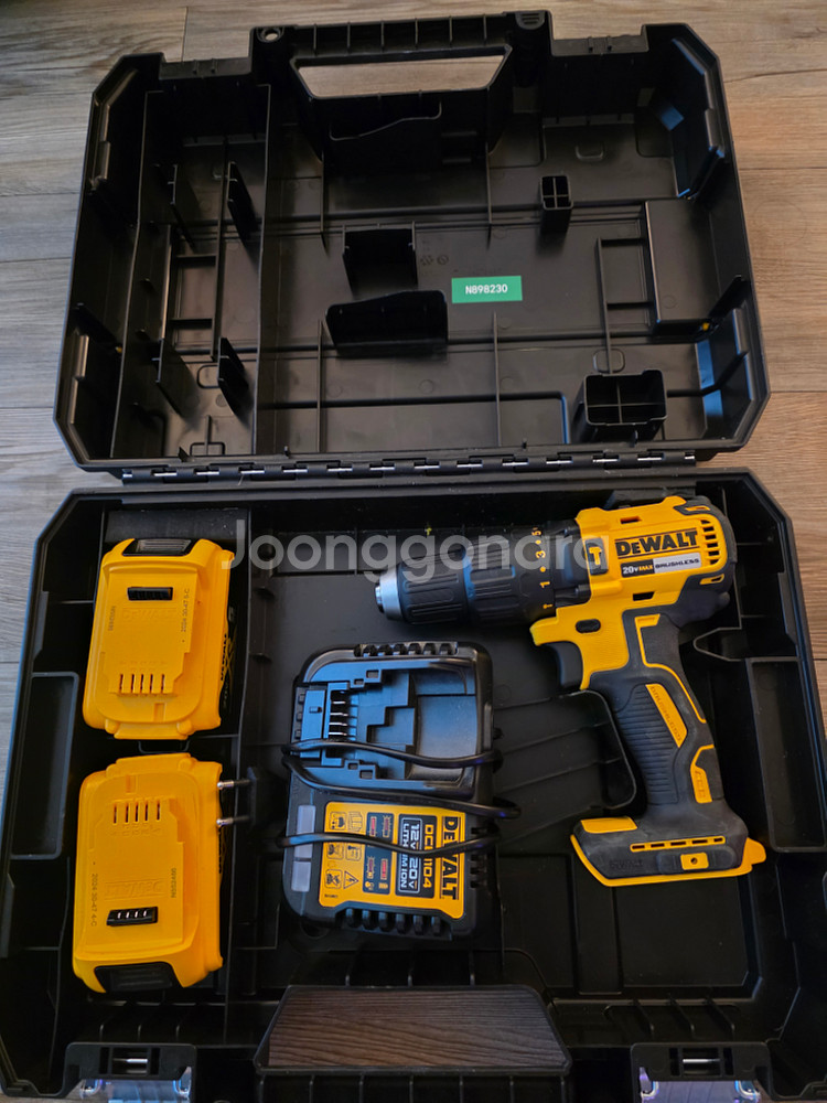디월트 20V 해머드릴 드라이버 DCD7781P2--0