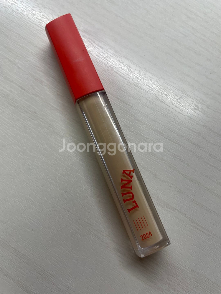 루나 롱래스팅 팁 컨실러 베이지--0