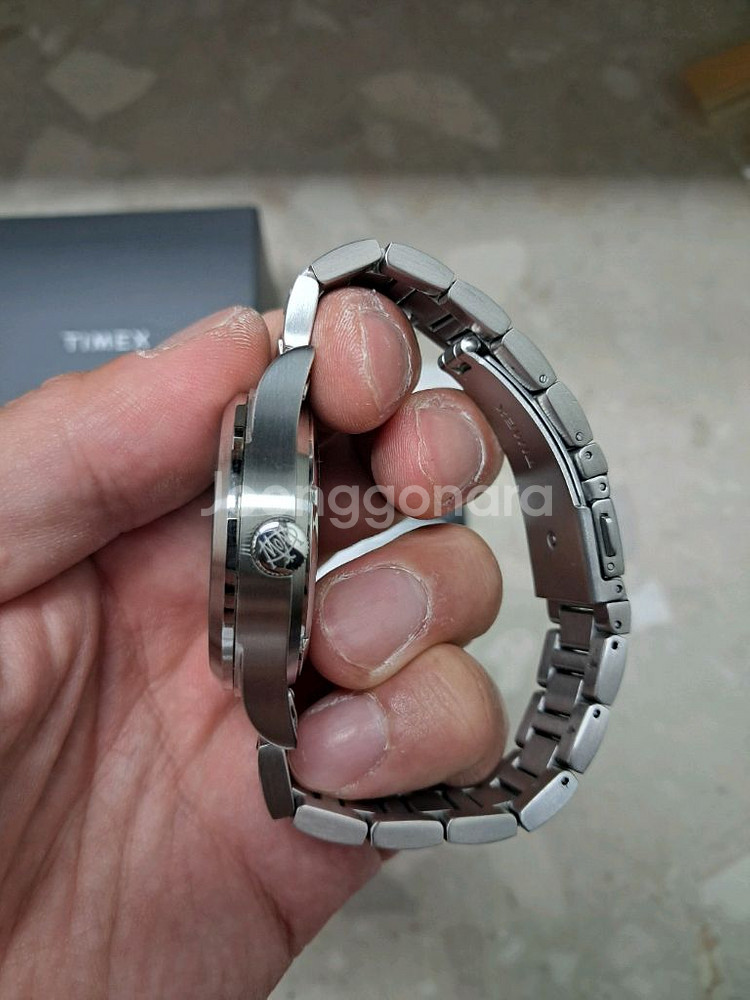 타이맥스 워터베리 TW2W14800 쿼츠 시계팝니다.--2