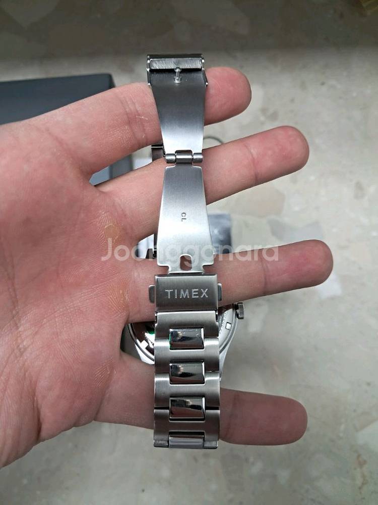 타이맥스 워터베리 TW2W14800 쿼츠 시계팝니다.--4