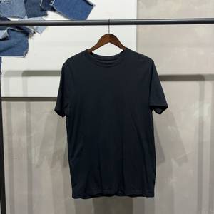 (100) GAP 갭 캐주얼 무지 블랙 반팔티