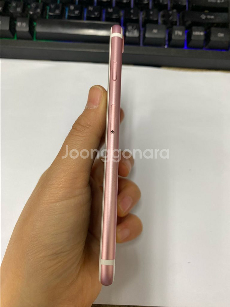 아이폰7 로즈골드 A급 32GB 배터리92% 무음--5